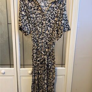 H&M Black and White Floral Long Sleeve Dress